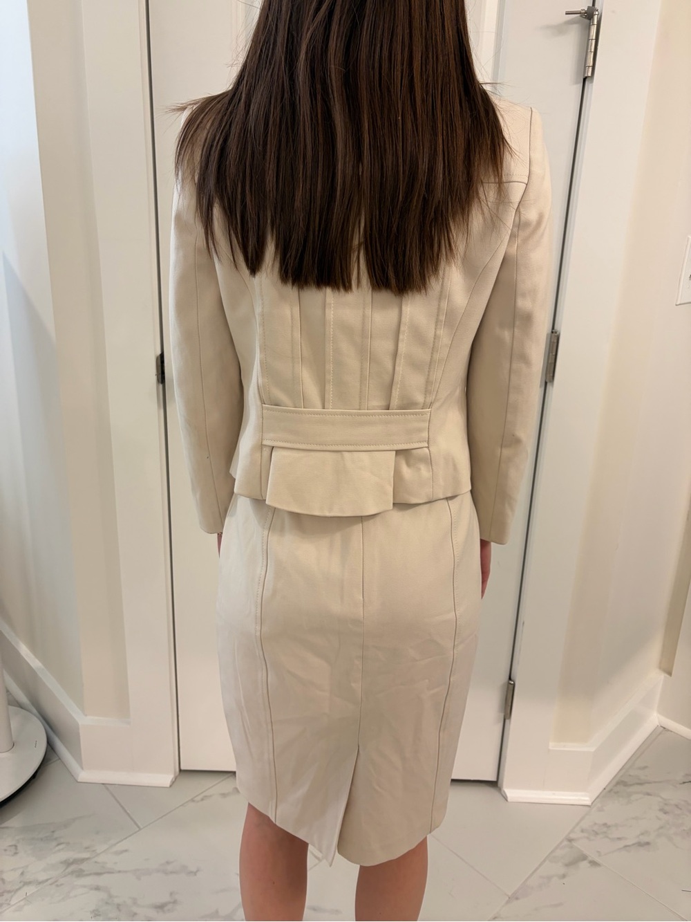 WHBM Classic Cream Suit Skirt + Blazer - Picture 4 of 6